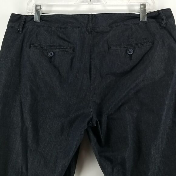 Tommy Hilfiger Jeans Women's Size 12 Dark Blue Capris Pockets Zipper Closure - Picture 4 of 10